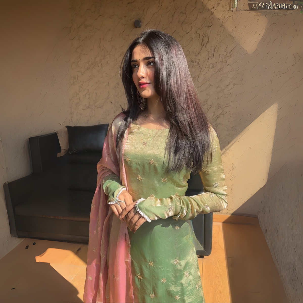Embrace Elegance with Our 3-Piece Adjustable Kurti, Pant & Dupatta Set | PACK OF 3 | AK-05
