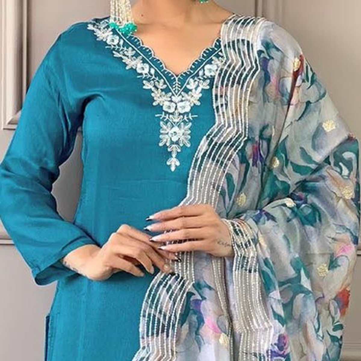 Elegant 3-Piece Women Kurti Set with Dupatta Combo Pack – Stylish, Comfortable & Versatile Ethnic Wear | KS-06