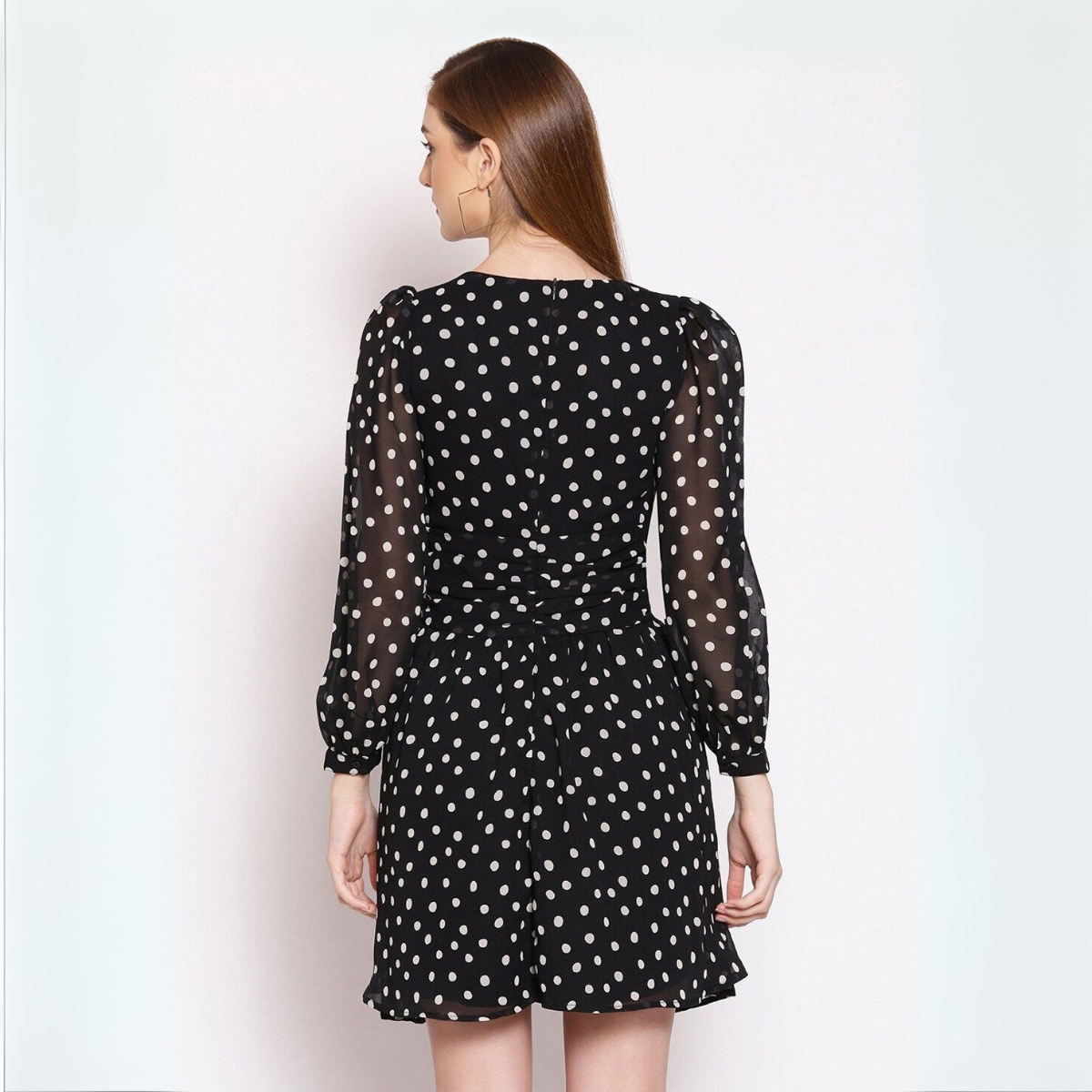 Pack of 4 Women’s Dresses: Chic, Trendy, and Timeless | C-050