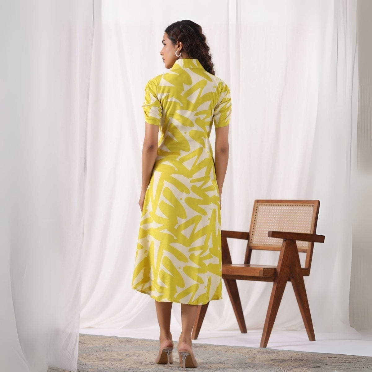 Pack of 4 Women’s Dresses: Chic, Trendy, and Timeless | C-032