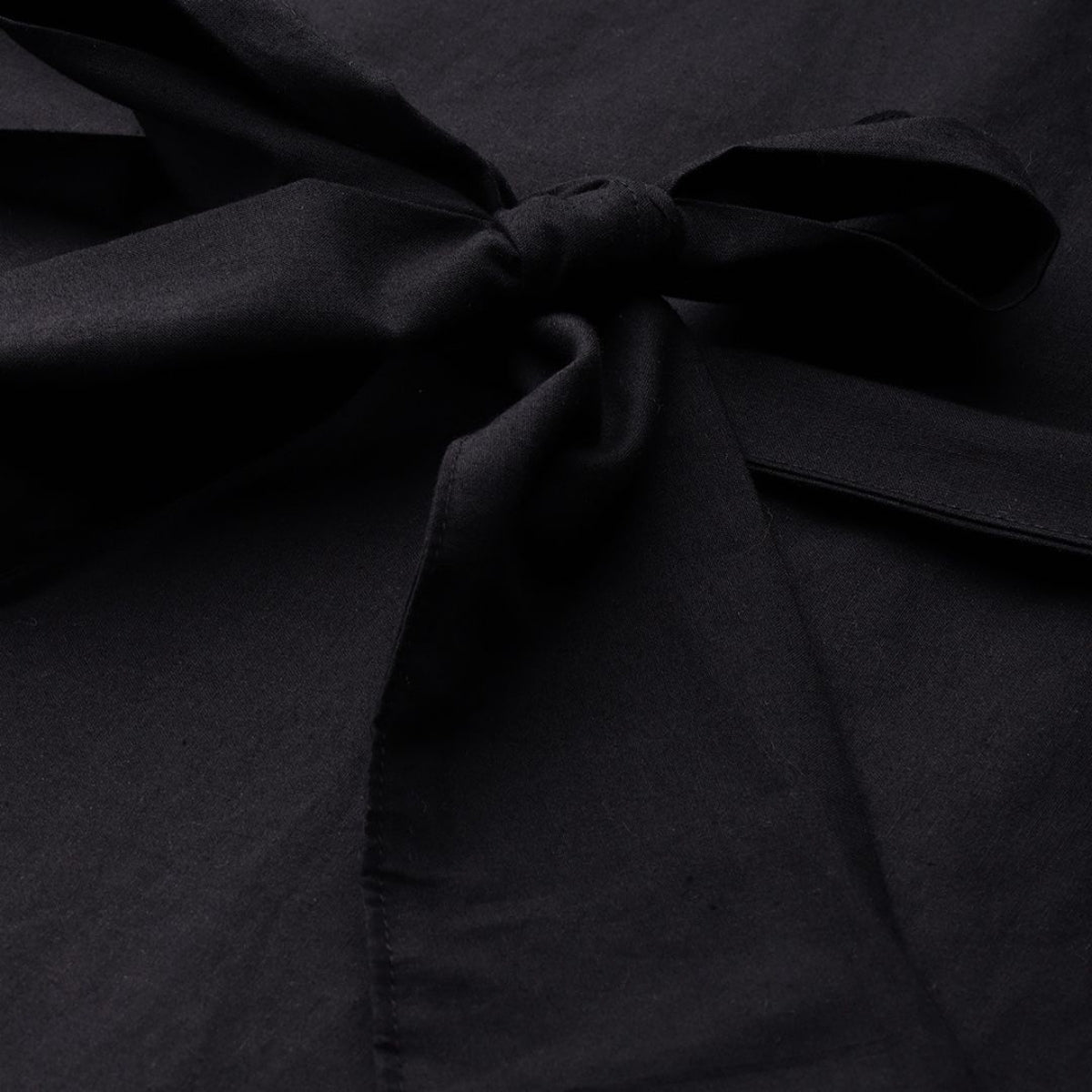 Pack of 4 Women’s Dresses: Chic, Trendy, and Timeless | C-047