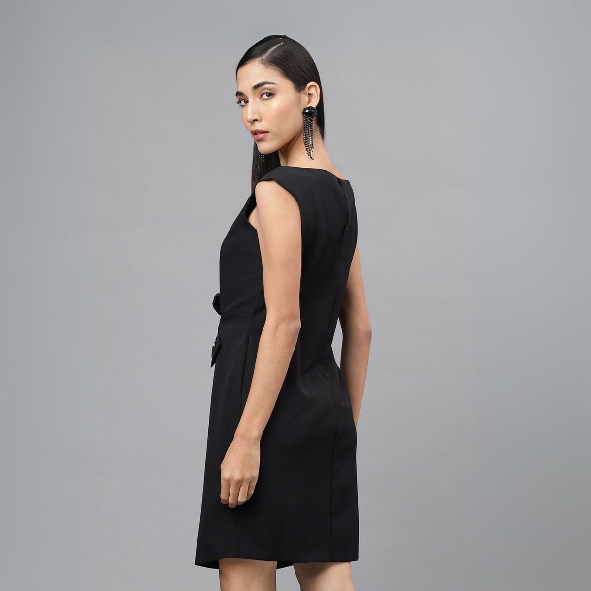 Pack of 4 Women’s Dresses: Chic, Trendy, and Timeless | C-034